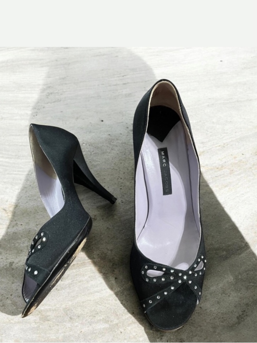 Marc Jacob’s Satin Black Hell Jewel Pumps Open toe Size 7.5